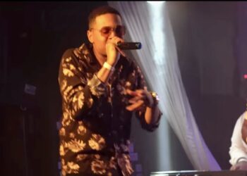 Trey Monroe Live with The Good Driveway Band (@ Smith’s Olde Bar 4/21/18)